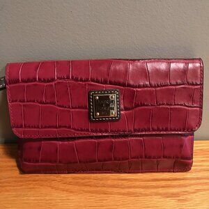 Dooney & Bourke Oakdale Milly Wristlet Croc Wine